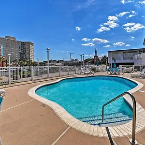 Apartment Oceanfront On Virginia Beach!, Virginia Beach