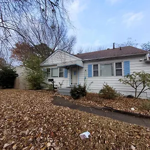 Homestay Va Zen Retreat House, Virginia Beach