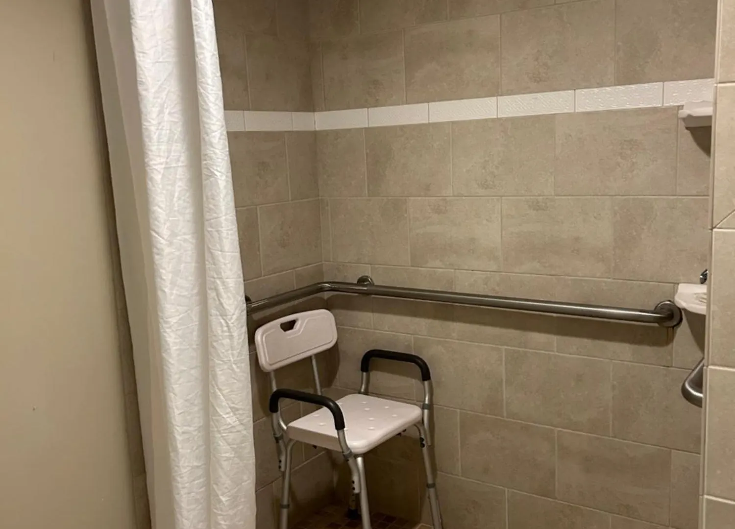 Days Inn By Wyndham Virginia Beach At The Beach 2*,