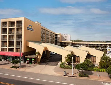 Hotel Days Inn By Wyndham Virginia Beach At The Beach